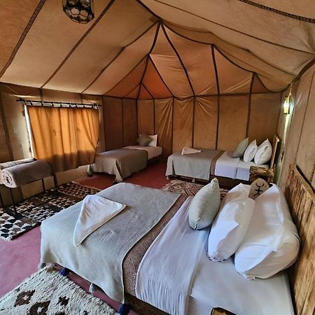 Merzouga Lovely Luxury Camp מראה חיצוני תמונה