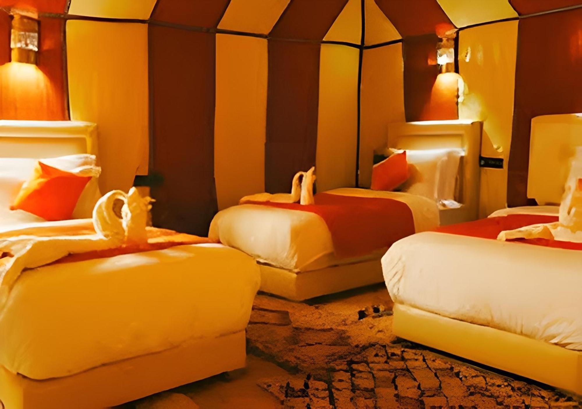 Merzouga Lovely Luxury Camp מראה חיצוני תמונה