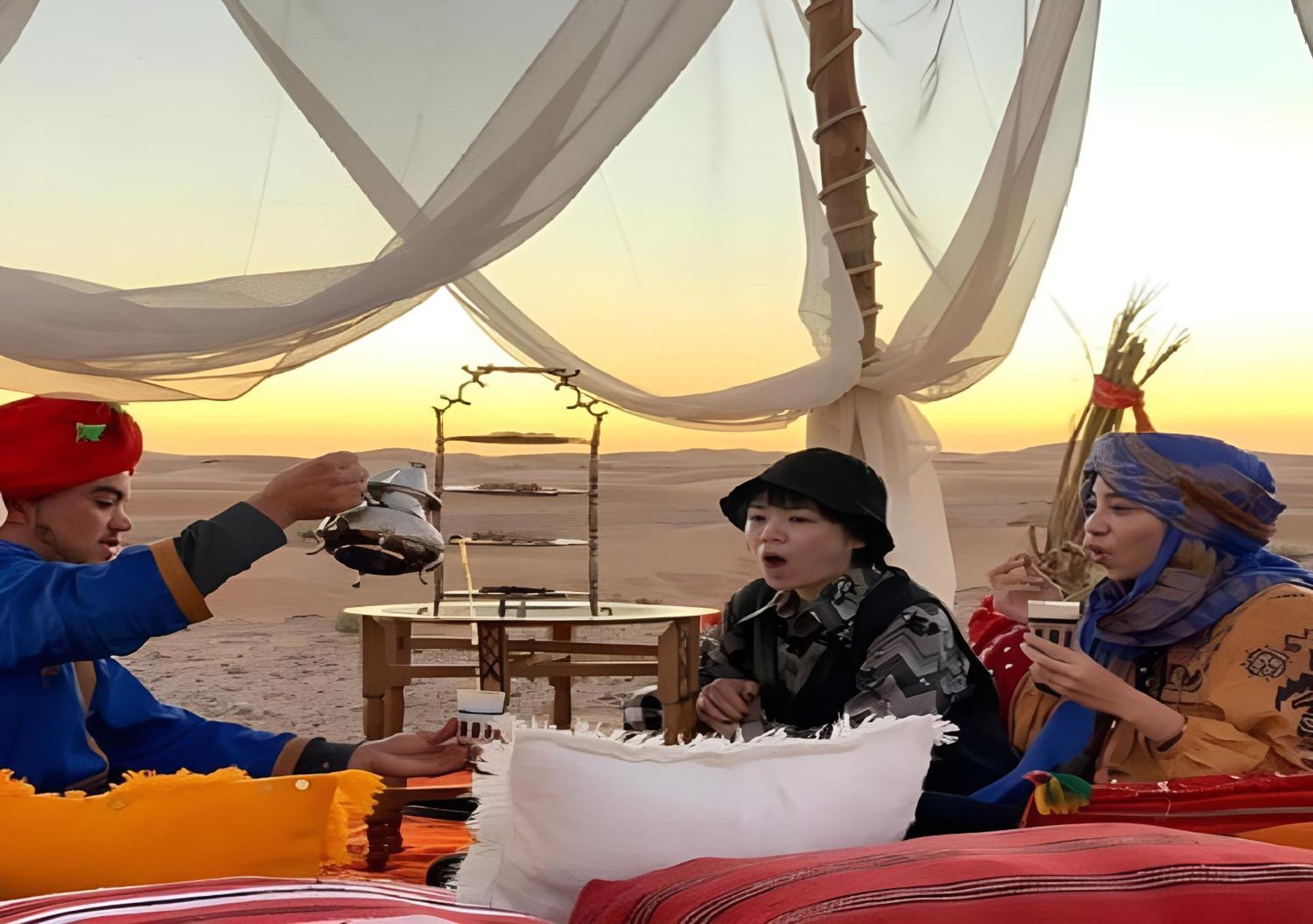 Merzouga Lovely Luxury Camp מראה חיצוני תמונה