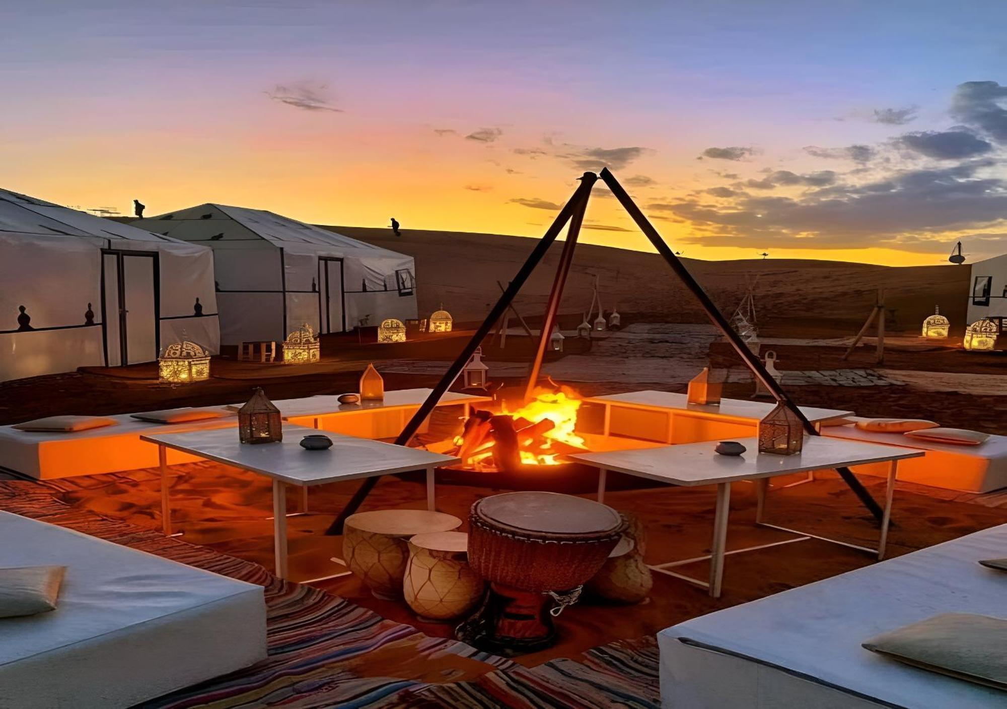 Merzouga Lovely Luxury Camp מראה חיצוני תמונה