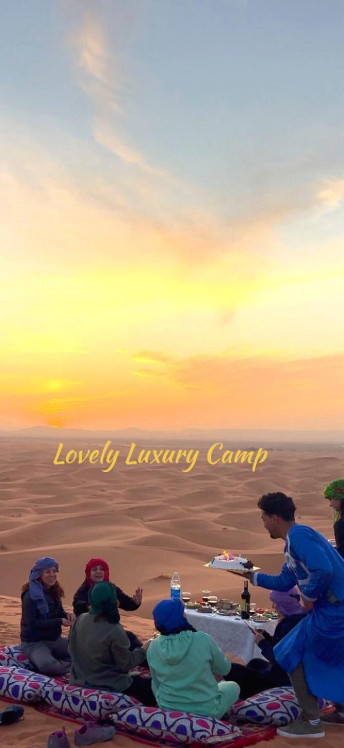 Merzouga Lovely Luxury Camp מראה חיצוני תמונה