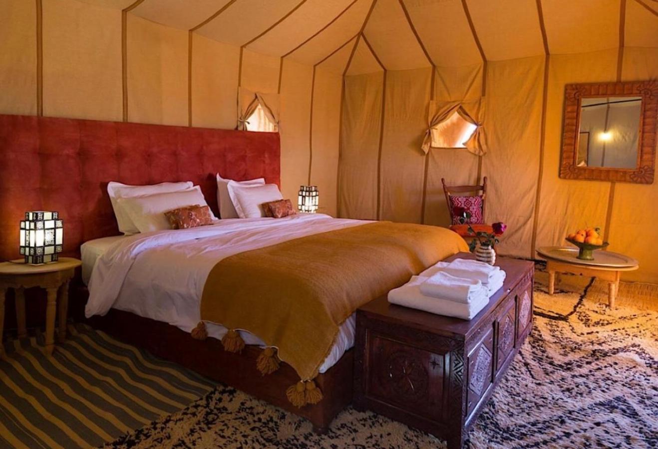 Merzouga Lovely Luxury Camp מראה חיצוני תמונה